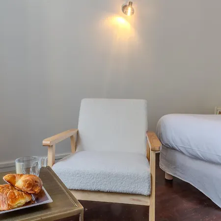 Golden Republique 아파트 파리